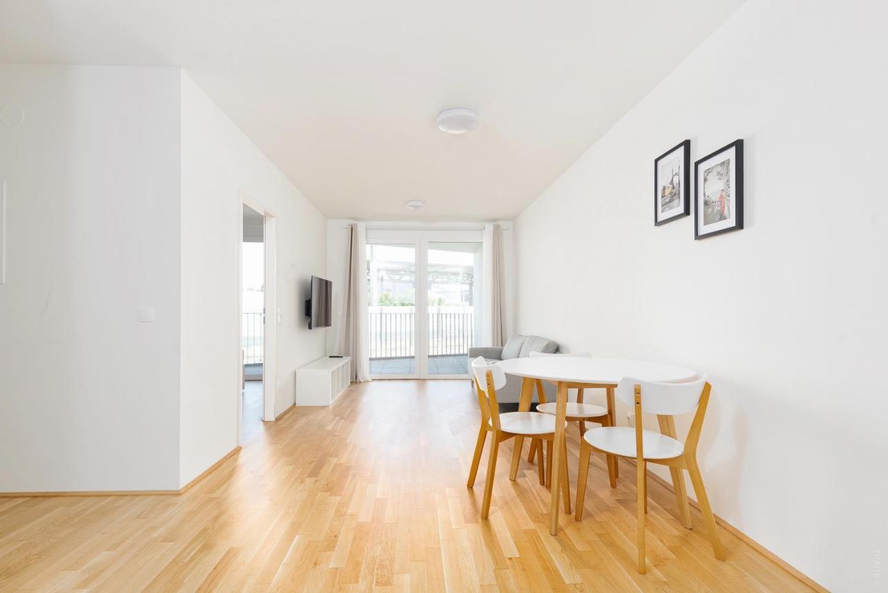 Whats-App Self-Check-In - 1Br Apartment, Near Airport,15 Min To Center Wien Exteriör bild