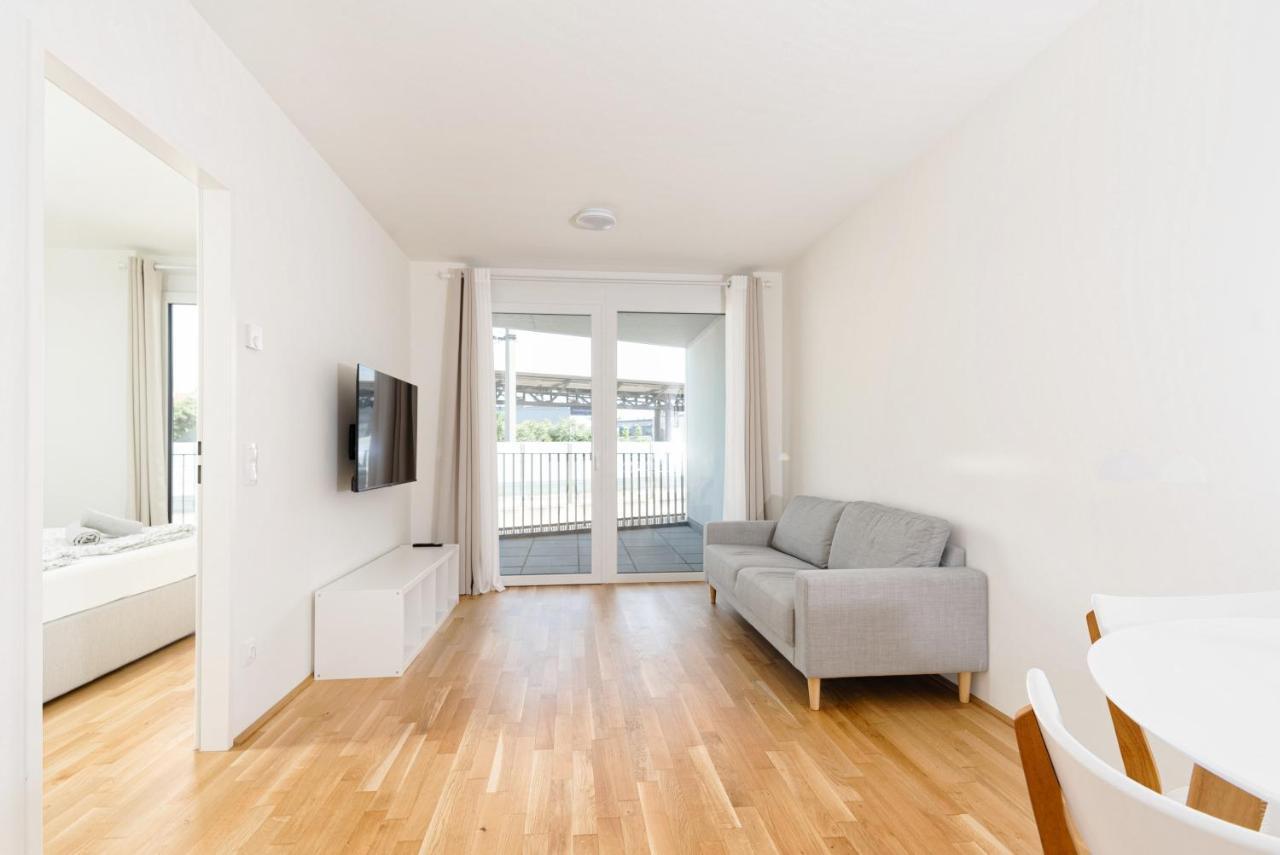 Whats-App Self-Check-In - 1Br Apartment, Near Airport,15 Min To Center Wien Exteriör bild