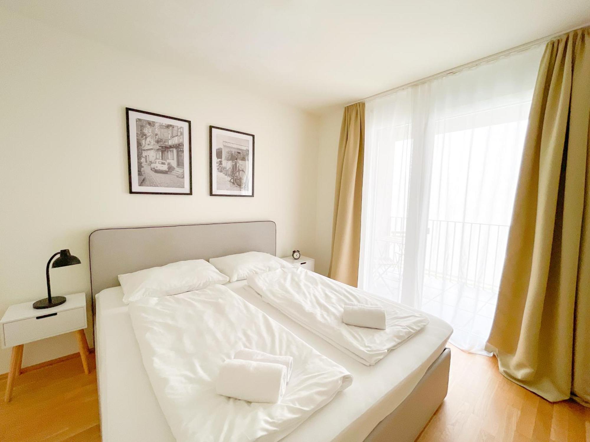 Whats-App Self-Check-In - 1Br Apartment, Near Airport,15 Min To Center Wien Rum bild