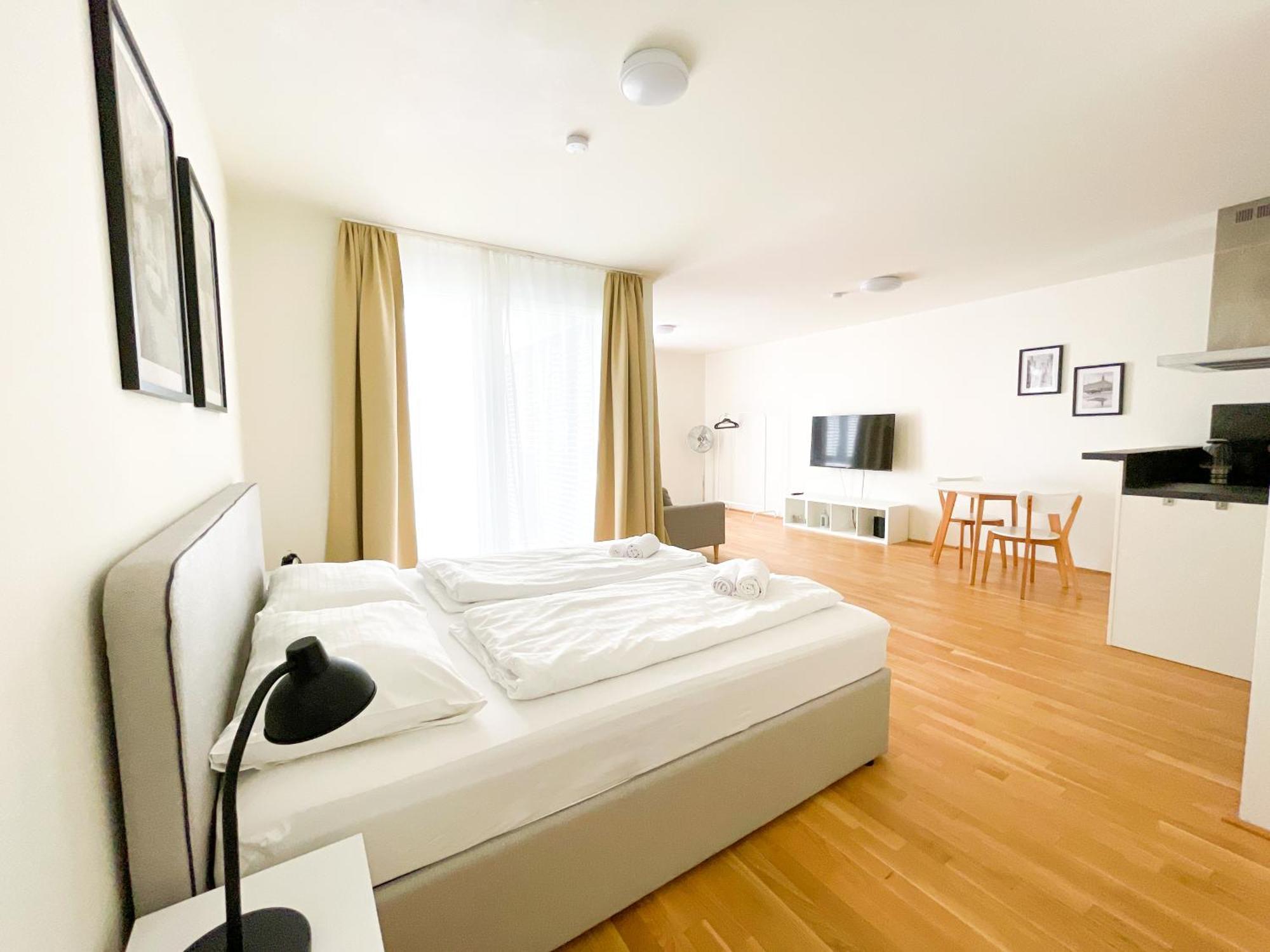 Whats-App Self-Check-In - 1Br Apartment, Near Airport,15 Min To Center Wien Rum bild